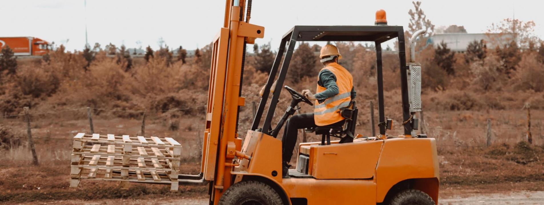 Corso Carrello elevatore con conducente a bordo: Immagine